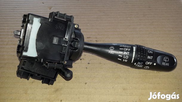 Suzuki Swift III 04-10 Ablaktörlő Kapcsoló