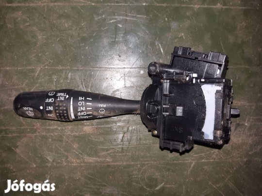 Suzuki Swift III 04-10 Ablaktörlő Kapcsoló