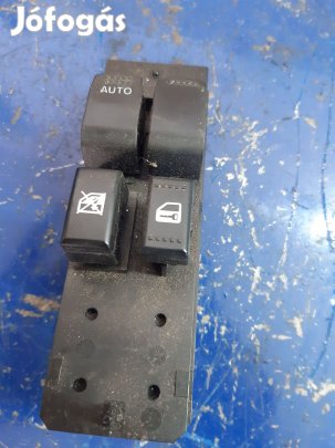 Suzuki Swift III 04-10 Bal Első Ablakemelő + Központizár Kapcsoló