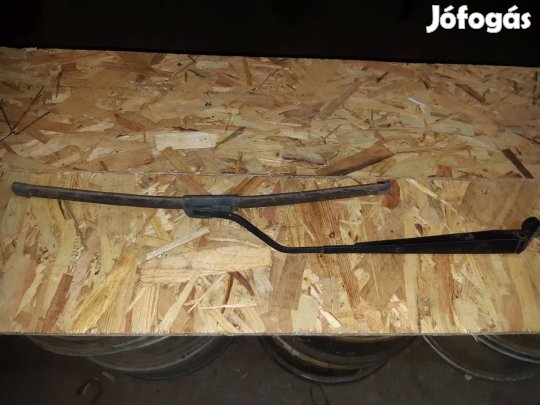 Suzuki Swift III 04-10 Bal Első Ablaktörlő Kar