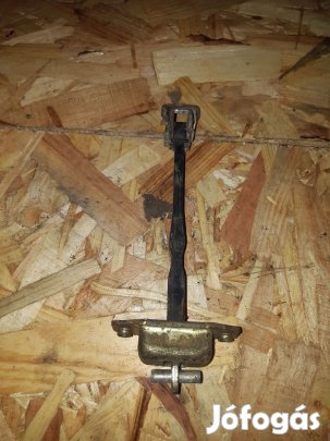 Suzuki Swift III 04-10 Bal Hátsó Ajtó Nyitáshatároló