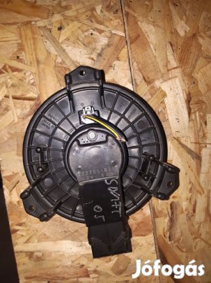 Suzuki Swift III 04-10 Fűtőmotor