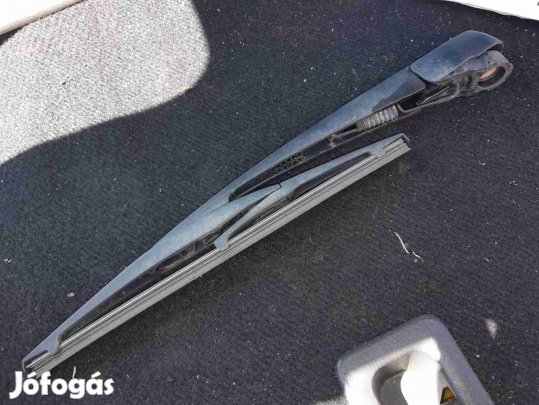 Suzuki Swift III 04-10 Hátsó Ablaktörlő Kar