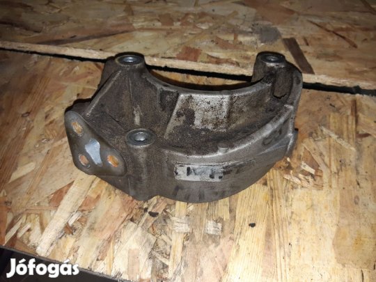 Suzuki Swift III 04-10 Hátsó Motortartó Bak