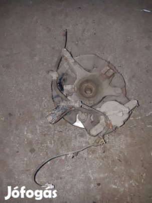 Suzuki Swift III 04-10 Jobb Első Csonkállvány Kerékaggyal + Féknyereg