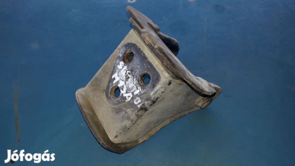 Suzuki Swift III 04-10 Motortartó Bak