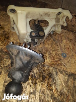 Suzuki Swift III 04-10 Váltó Kulissza