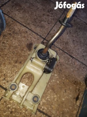 Suzuki Swift III 04-10 Váltó Kulissza