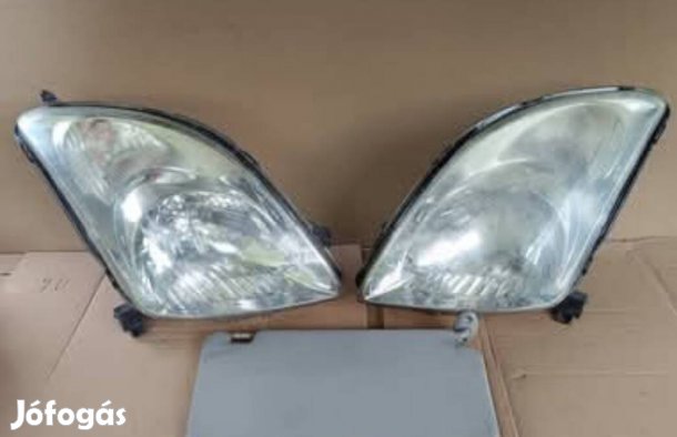 Suzuki Swift III első fényszórók 