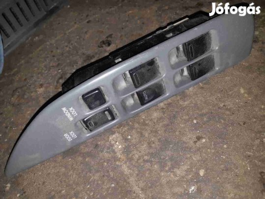 Suzuki Swift II 92-03 Bal Első Ablakemelő + Központizár Kapcsoló