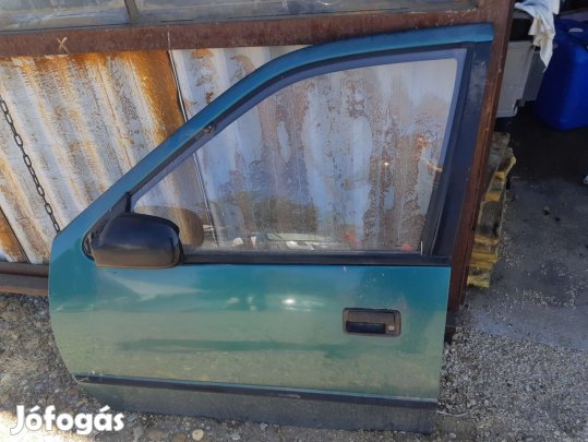 Suzuki Swift II 92-03 Bal Első Ajtó