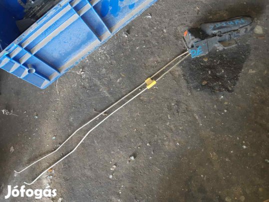 Suzuki Swift II 92-03 Bal Első Belső Ajtókilincs