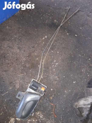 Suzuki Swift II 92-03 Bal Hátsó Belső Ajtókilincs