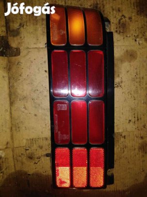 Suzuki Swift II 92-03 Bal Hátsó Lámpabúra