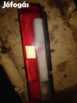 Suzuki Swift II 92-03 Bal Hátsó Lámpabúra