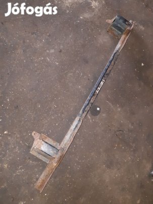 Suzuki Swift II 92-03 Első Lökhárító Merevítő