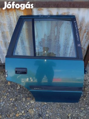 Suzuki Swift II 92-03 Jobb Hátsó Ajtó