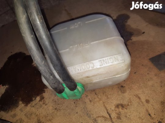 Suzuki Swift II 92-03 Kiegyenlítő Tartály