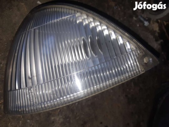 Suzuki Swift II 92-96 Bal Első Helyzetjelző Lámpa