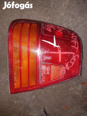 Suzuki Swift II 92-96 Bal Hátsó Lámpa