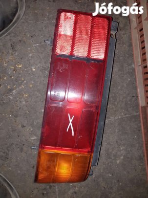 Suzuki Swift II 92-96 Jobb Hátsó Lámpabúra