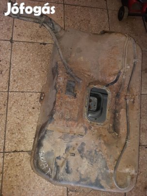 Suzuki Swift II 92-96 Üzemanyag Tank