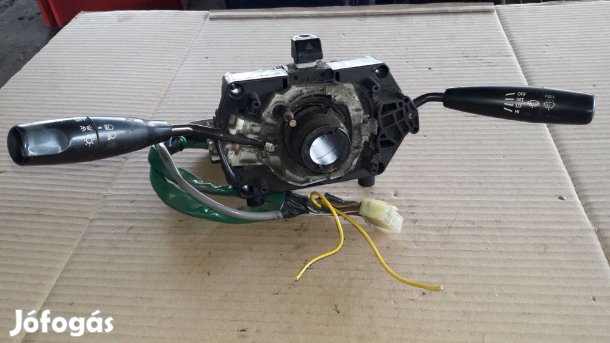 Suzuki Swift II 96-03 Bajuszkapcsoló