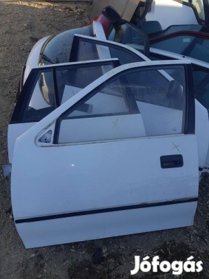 Suzuki Swift II 96-03 Bal Első Ajtó