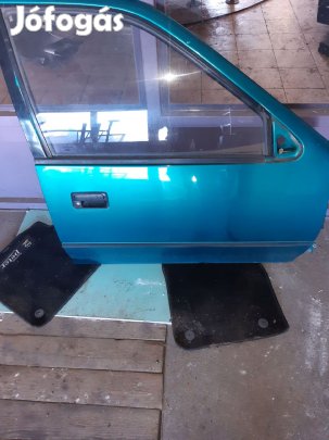 Suzuki Swift II 96-03 Jobb Első Ajtó