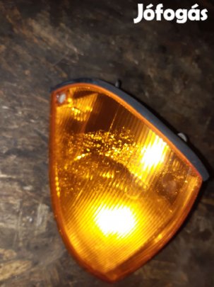 Suzuki Swift II 96-03 Jobb Első Index / Irányjelző