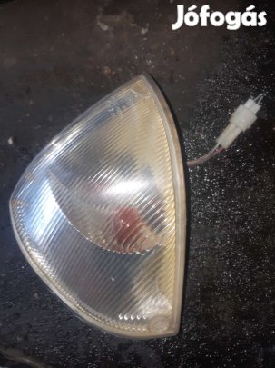 Suzuki Swift II 96-03 Jobb Első Index / Irányjelző