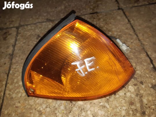 Suzuki Swift II 96-03 Jobb Első Index / Irányjelző