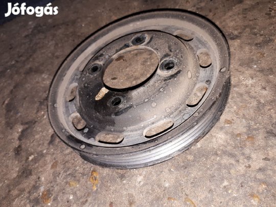 Suzuki Swift II 96-03 Vízpumpa Szíjtárcsa