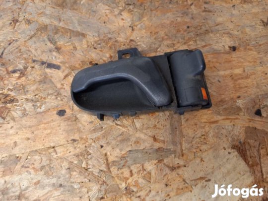 Suzuki Swift (1993-2003)  Bal Első Ajtó Belső Kilincs