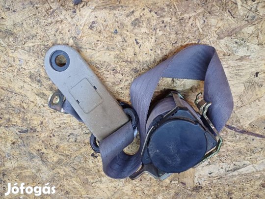 Suzuki Swift  II (1993-2003) Jobb Hátsó Biztonsági Öv