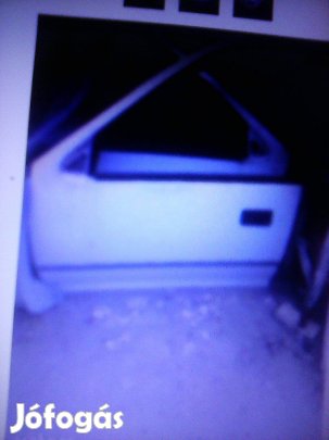 Suzuki Swift bal hátsó mechanikus ajtó