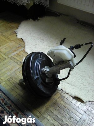 Suzuki Swift főfékhenger szervó dobbal és fék olajtartályal