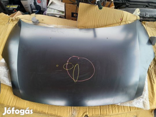 Suzuki Swift motorháztető utángyártott új sérült 2005-2010