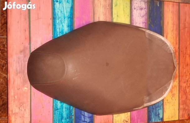 Suzuki V50 Adress ülés