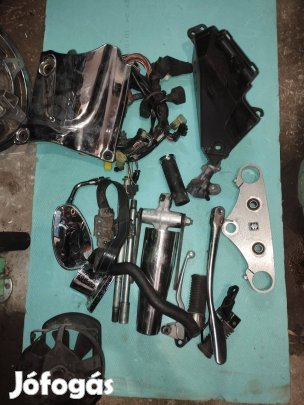 Suzuki VL 800 alkatrész , km óra