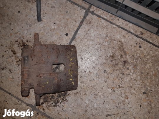 Suzuki Vitara Bal Első Féknyereg