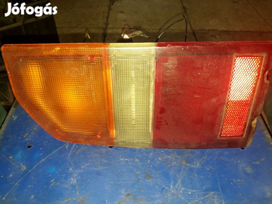 Suzuki Vitara Bal Hátsó Lámpa