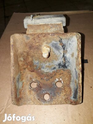 Suzuki Vitara Bal Motortartó Bak