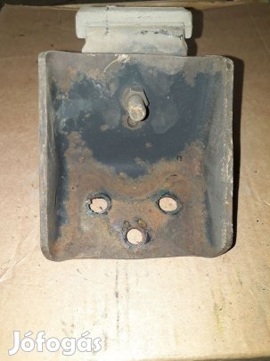 Suzuki Vitara Bal Motortartó Bak