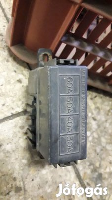 Suzuki Vitara Biztosítéktábla / Relé Tábla