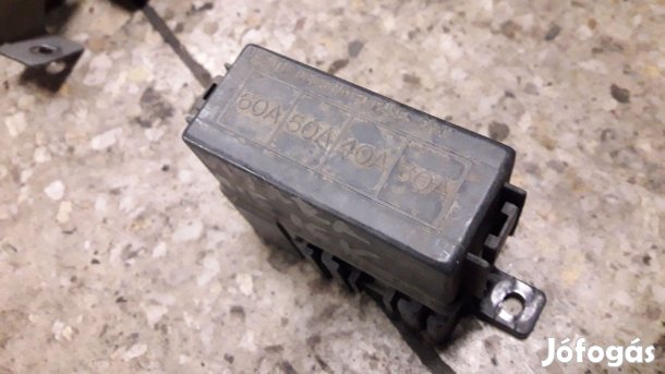 Suzuki Vitara Biztosítéktábla / Relé Tábla