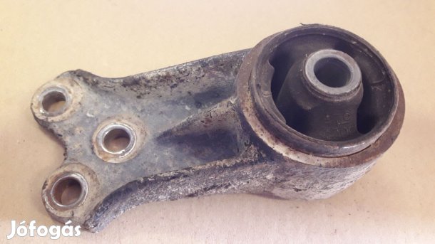 Suzuki Vitara Differenciálmű Tartó Konzol