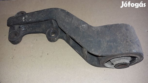 Suzuki Vitara Differenciálmű Tartó Konzol