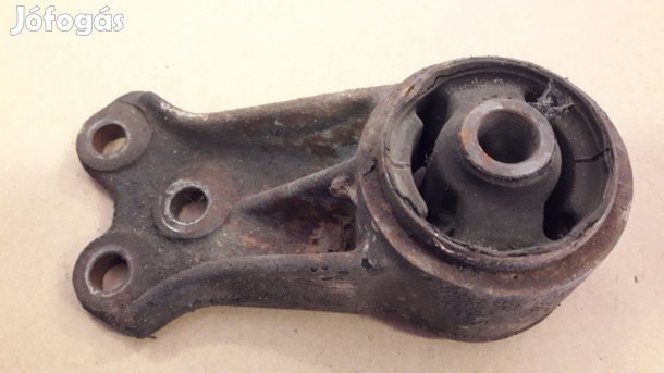 Suzuki Vitara Differenciálmű Tartó Konzol