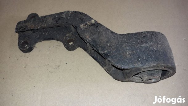 Suzuki Vitara Differenciálmű Tartó Konzol